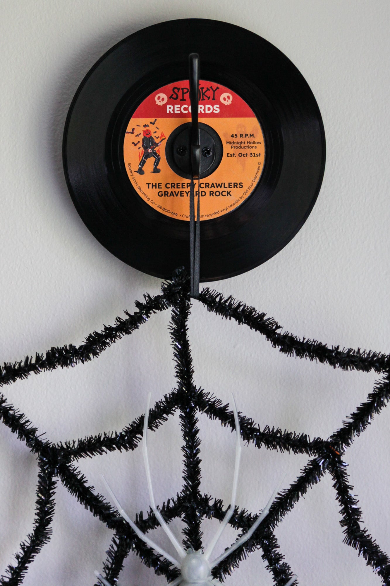 The Creepy Crawlers - halloween vinyl record hanger