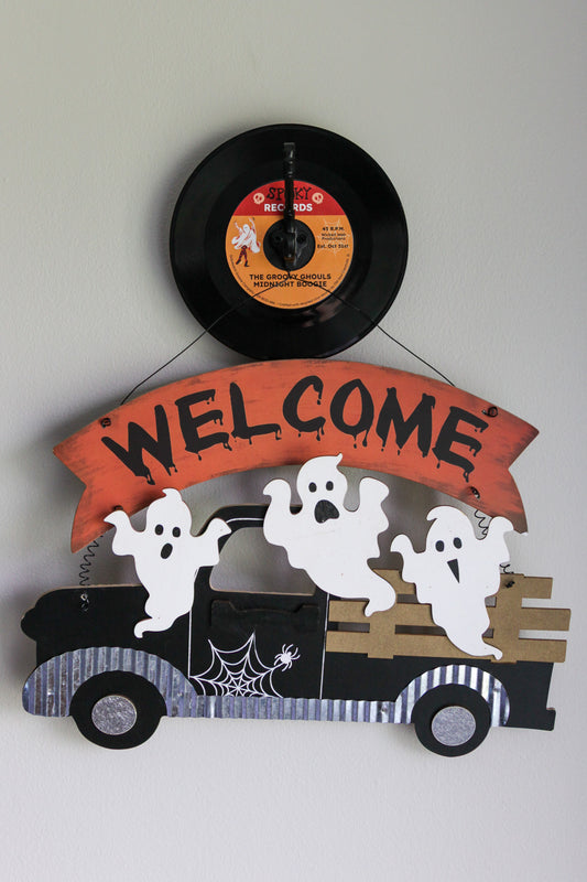 The Groovy Ghouls - halloween vinyl record hanger