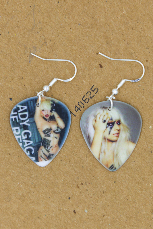 Lady Gaga - guitar pick earrings