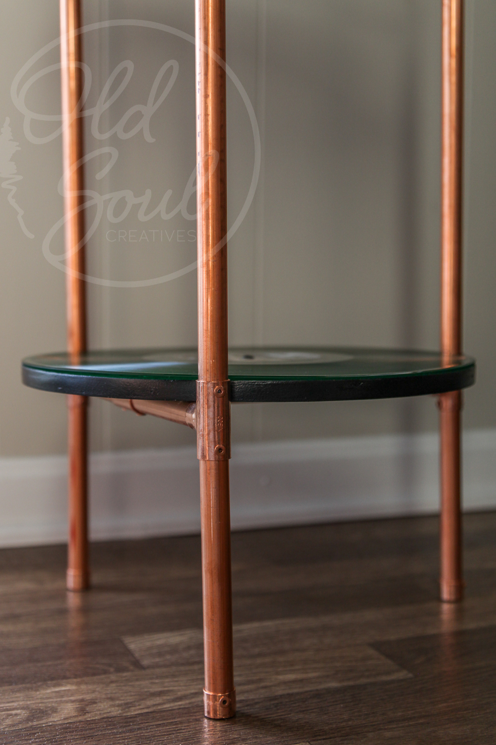 Taylor Swift - 2 tier record stand