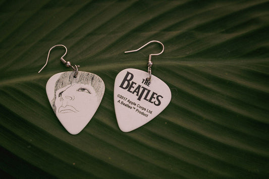 The Beatles (Revolver Ringo) - guitar pick earrings